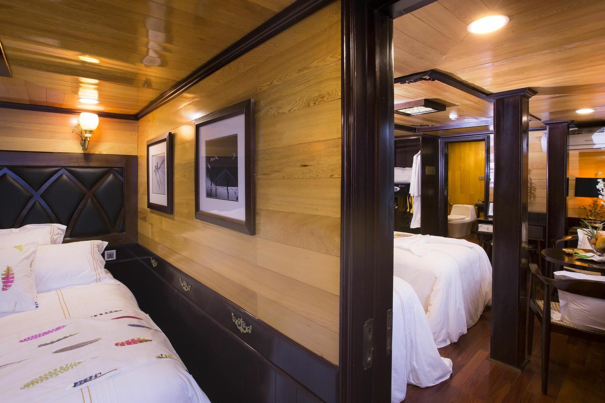 Hera Boutique Cruise Ha Long Bay Esterno foto