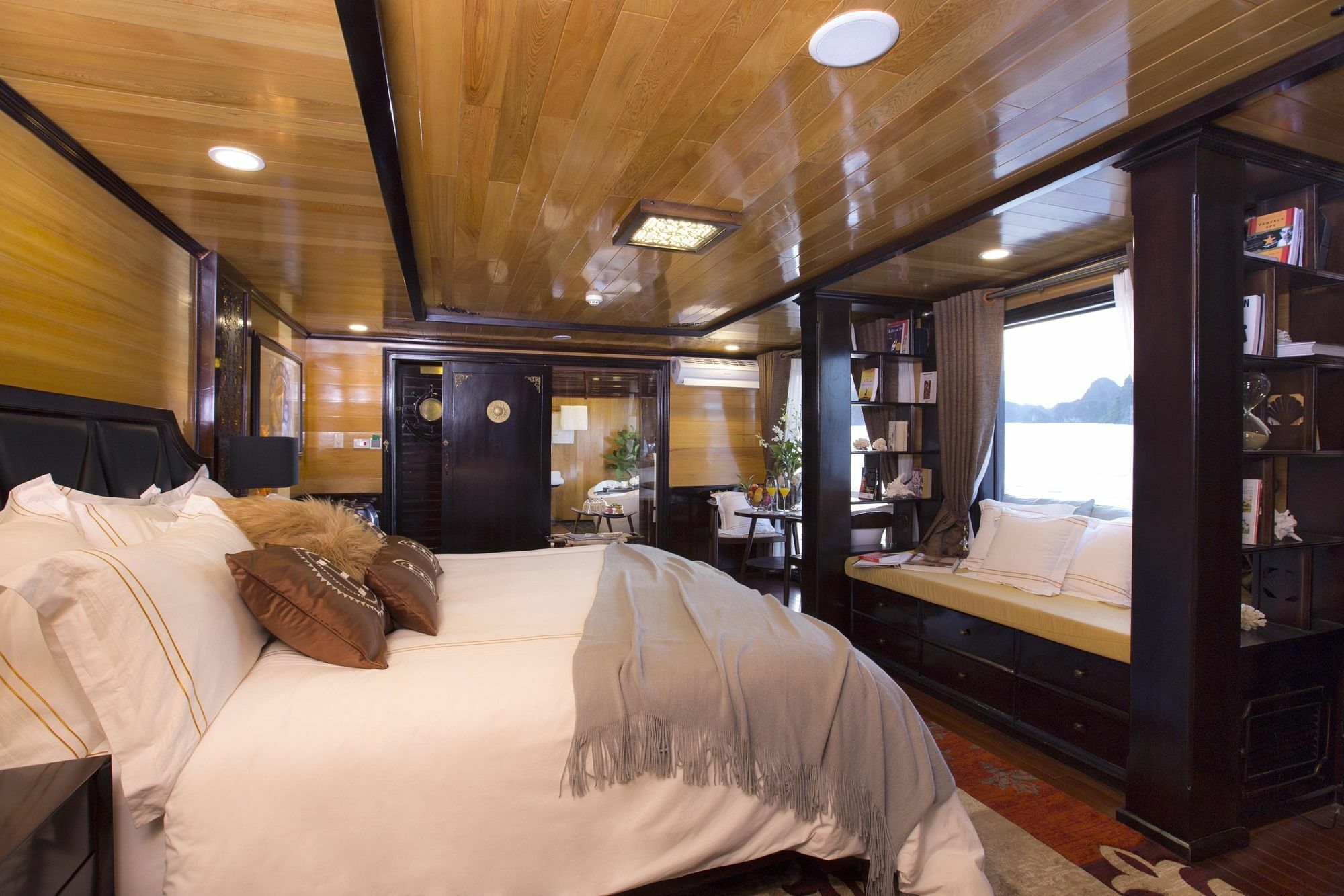 Hera Boutique Cruise Ha Long Bay Esterno foto